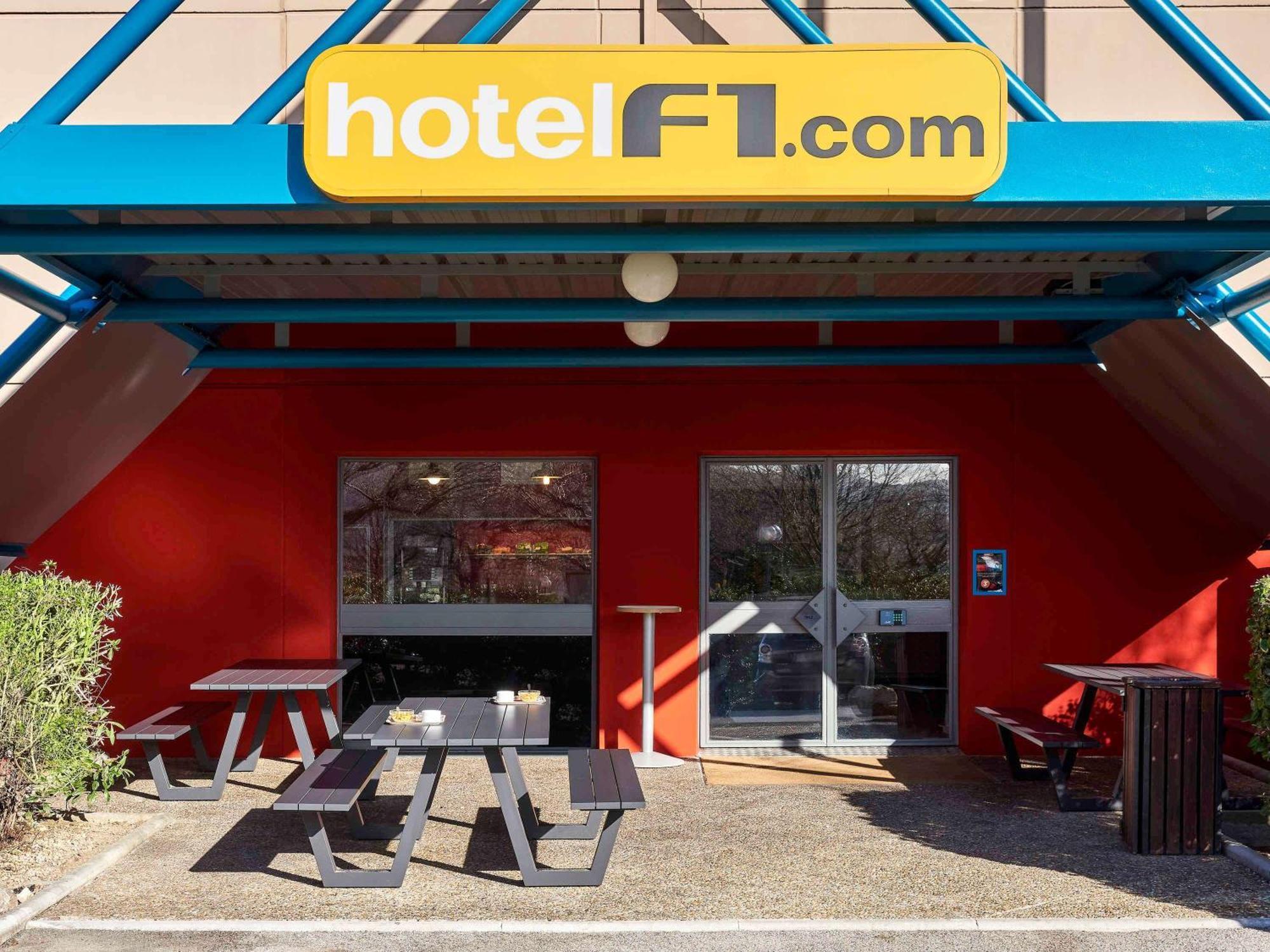 Hotelf1 Marseille Provence Mirabeau Zewnętrze zdjęcie